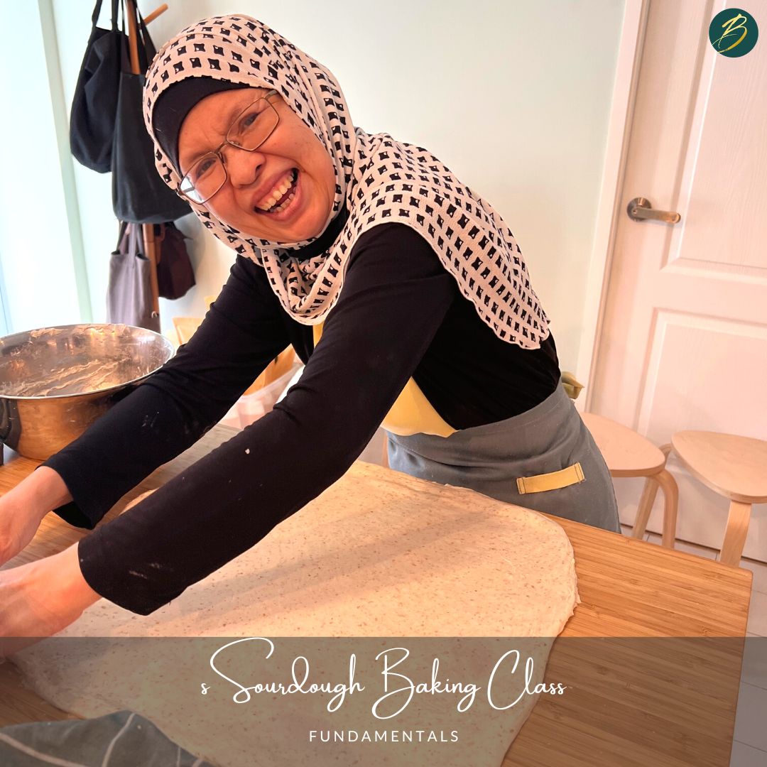 A lady at bespoke sourdough baking class