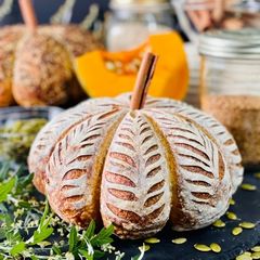 Shape Score & Bake | Spiced Pumpkin - Bespoke Bread